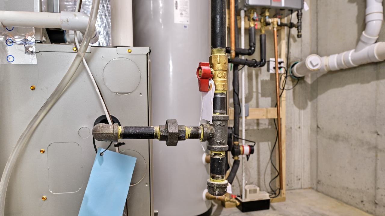 Heat Pump vs Gas Furnace: Which Is the Better Choice for Your Home?